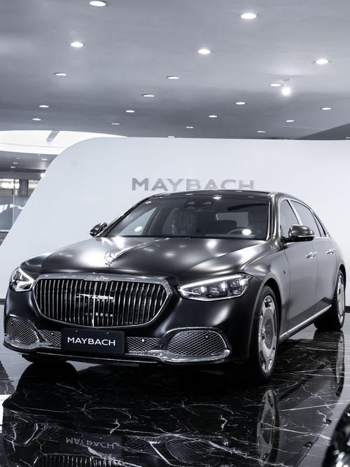 佛山68岚图汽车的售后服务让用户无忧出行，迈巴赫未来的豪华车趋势